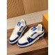LV SNEAKERS