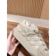 sneakers sneakers