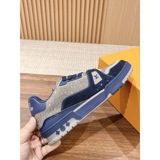 LV SNEAKERS