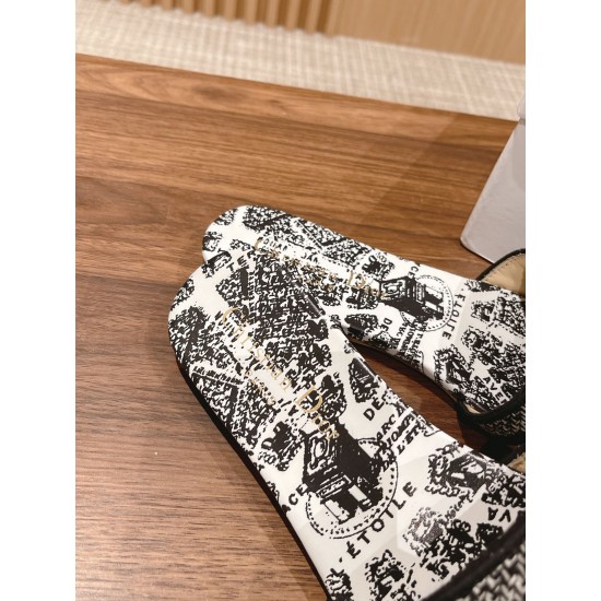 slippers slippers