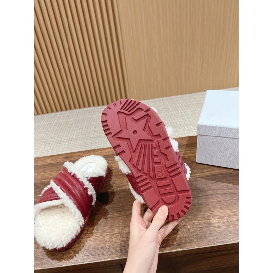 slippers 