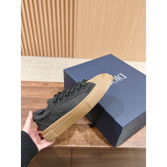 B33 Co-branded Stone Island B33 Co-branded Stone Island