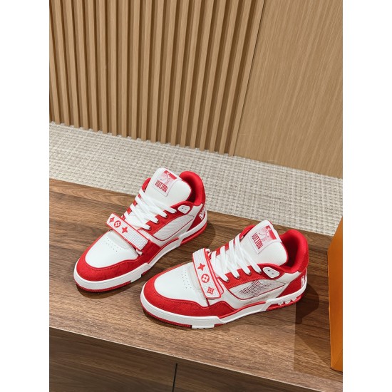 LV SNEAKERS