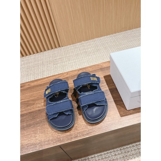 slippers slippers
