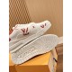 LV SNEAKERS