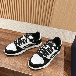 B57 Sneakers