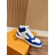 LV SNEAKERS