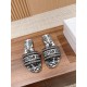 slippers slippers