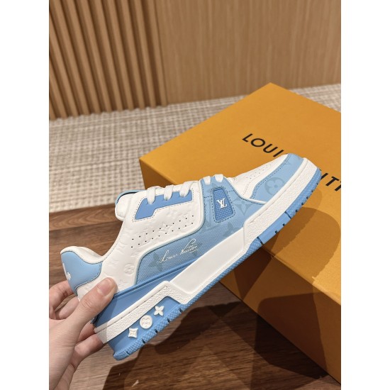 LV SNEAKERS