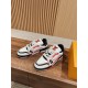 LV SNEAKERS LV SNEAKERS