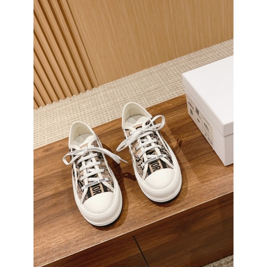 Embroidered Canvas Shoes Embroidered Canvas Shoes