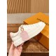 LV SNEAKERS