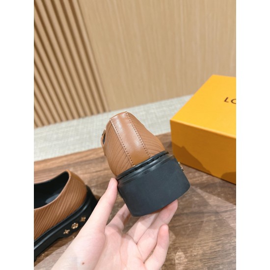 LV Sneakers