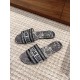 slippers slippers