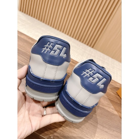 LV SNEAKERS