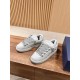 sneakers sneakers