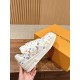 LV SNEAKERS