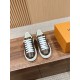 LV SNEAKERS