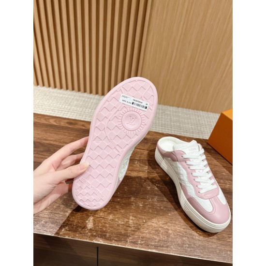 LV SNEAKERS
