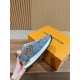 LV SNEAKERS
