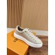 LV SNEAKERS
