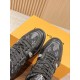 LV SNEAKERS