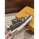 LV SNEAKERS