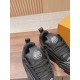 LV SNEAKERS