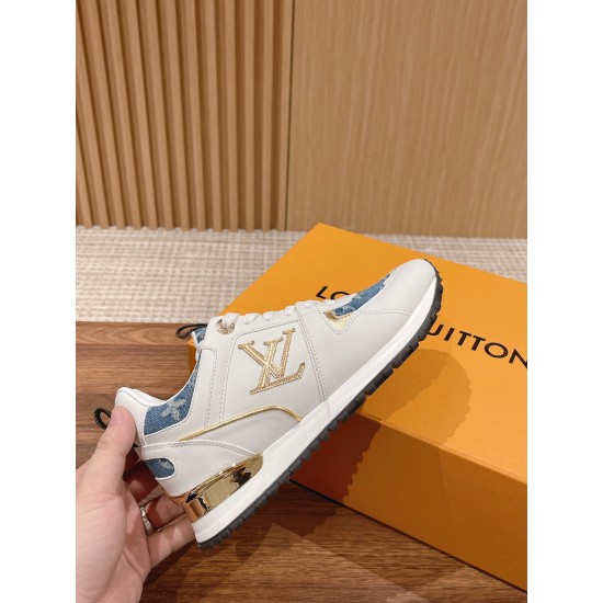 LV SNEAKERS