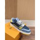 LV SNEAKERS