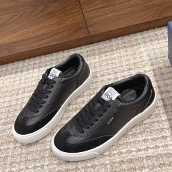 B101 Sneakers
