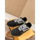 LV SNEAKERS