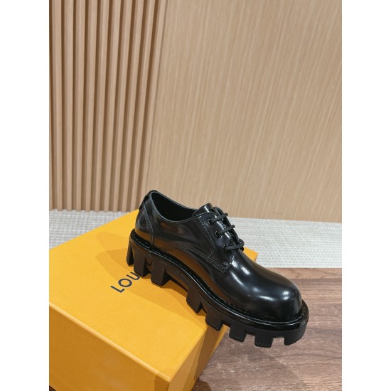 LV Sneakers