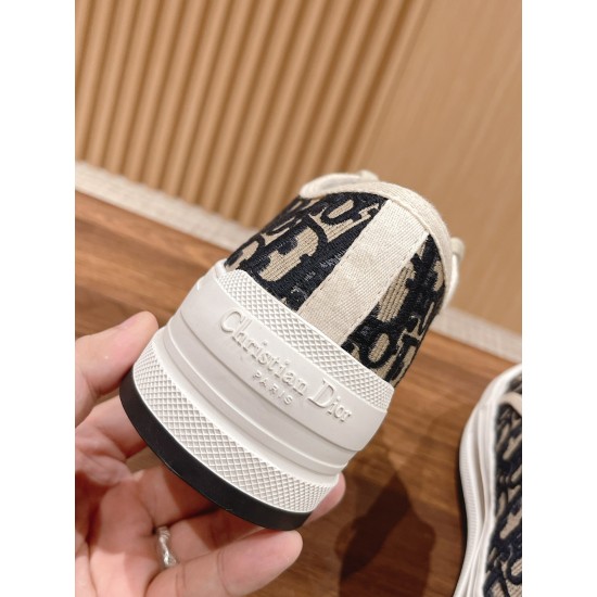 Embroidered Canvas Shoes Embroidered Canvas Shoes