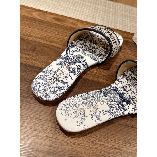slippers slippers