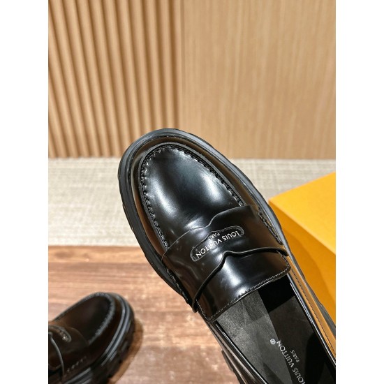 LV Sneakers