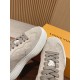 LV SNEAKERS