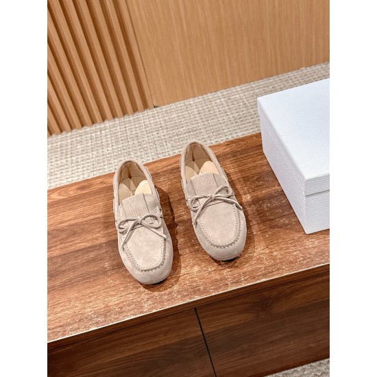 open-toed shoe open-toed shoe