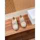 open-toed shoe open-toed shoe