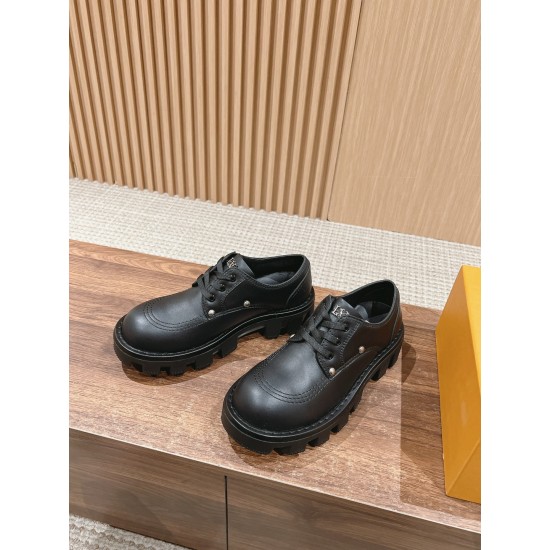 LV Sneakers