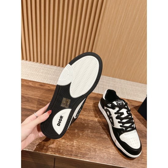 B57 Sneakers B57 Sneakers