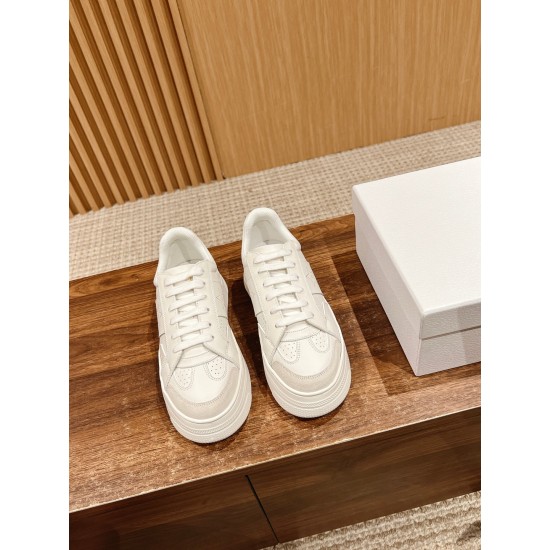Thick sole Sneakers