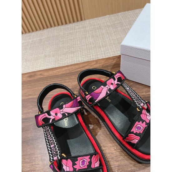slippers slippers