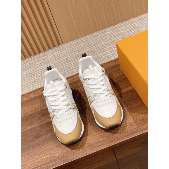 LV SNEAKERS