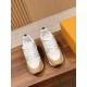 LV SNEAKERS