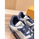 LV SNEAKERS