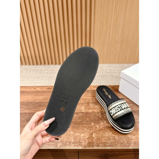 slippers slippers