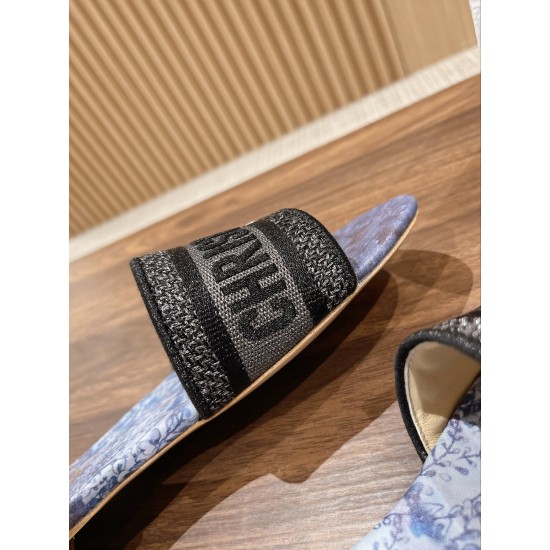 slippers slippers