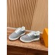 LV SNEAKERS