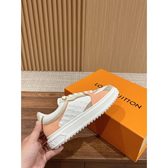 LV SNEAKERS